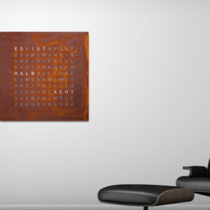 Qlocktwo Earth 90 - Creator's Edition - face Rust