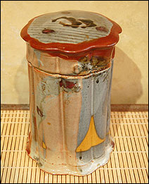 Boîte circulaire alvéolée