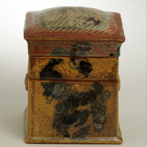 Boîte à étages "Dragon jaune"