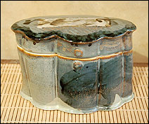Coffret absidiolé oval