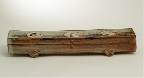 Boîte longue "couteau" (dessus noir)