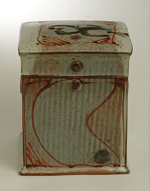 Boîte cubique grise