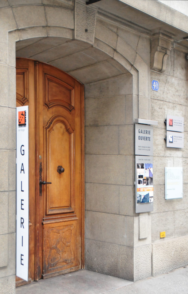 Entrée de la Galerie CMY - 40 Rue du Simplon, Vevey