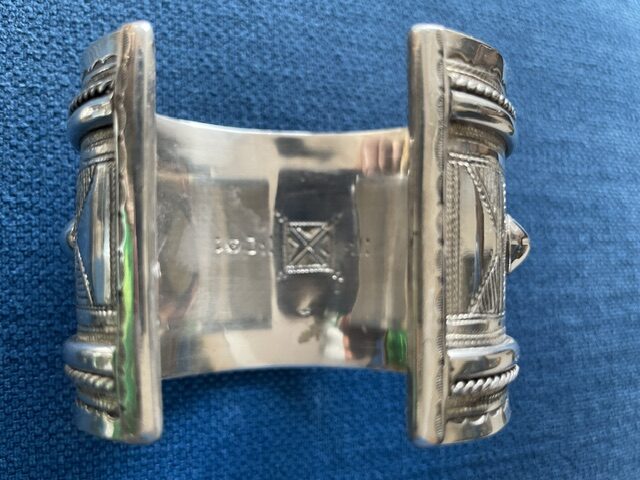 Bracelet large en argent 925 à cabochons